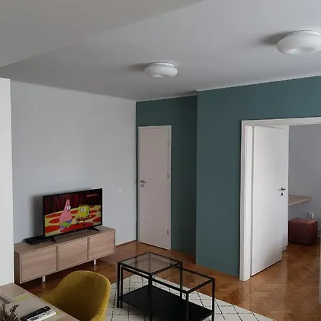 Central Square 2 Apartment *